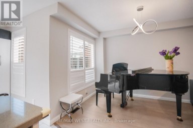 8 JENSEN COURT Vaughan (Maple) Ontario photo 9
