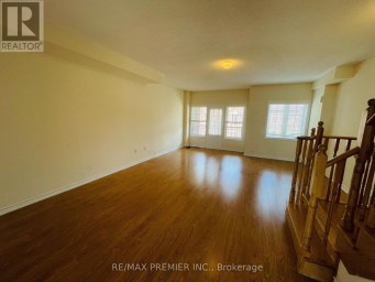 32 SHIFF CRESCENT Brampton (Heart Lake East) Ontario photo 5