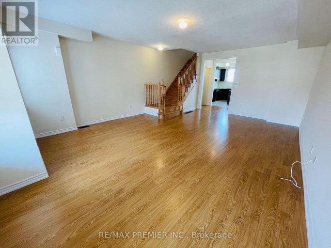 32 SHIFF CRESCENT, Brampton (Heart Lake East), Ontario, L6Z0H6