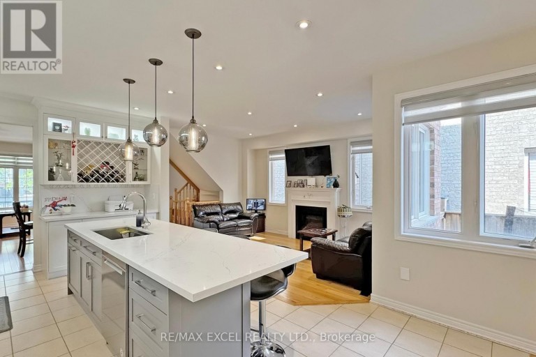9 SUNNYSIDE HILL ROAD, Markham (Cornell), Ontario, L6B0X4