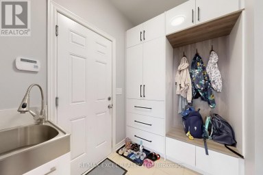 9 SUNNYSIDE HILL ROAD Markham (Cornell) Ontario photo 21