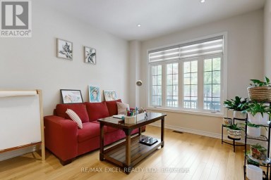 9 SUNNYSIDE HILL ROAD Markham (Cornell) Ontario photo 4