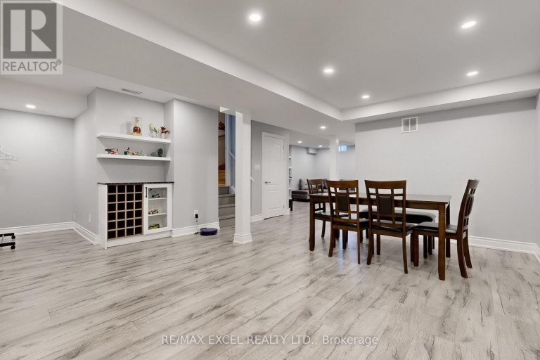 9 SUNNYSIDE HILL ROAD, Markham (Cornell), Ontario, L6B0X4