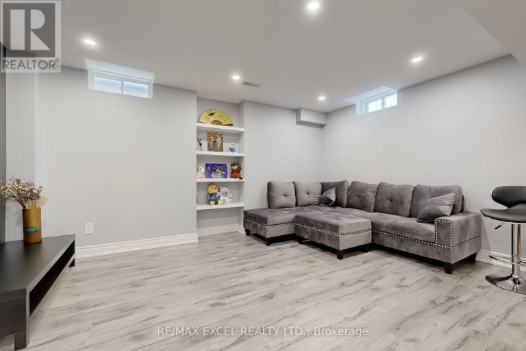 9 SUNNYSIDE HILL ROAD, Markham (Cornell), Ontario, L6B0X4