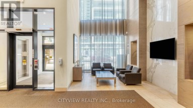 710 - 510 CURRAN PLACE Mississauga (City Centre) Ontario photo 4