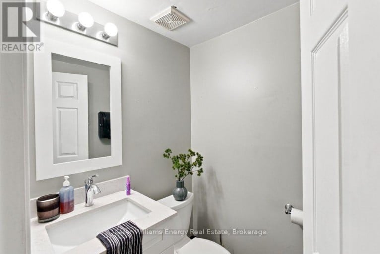 6/7R - 1380 HOPKINS STREET, Whitby (Whitby Industrial), Ontario, L1N2C3