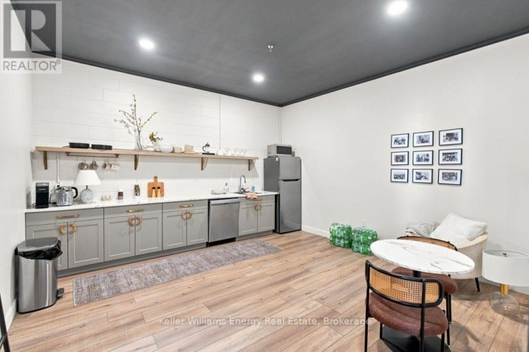 6/7R - 1380 HOPKINS STREET, Whitby (Whitby Industrial), Ontario, L1N2C3