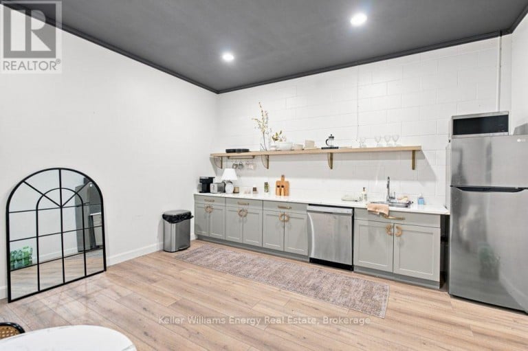 6/7R - 1380 HOPKINS STREET, Whitby (Whitby Industrial), Ontario, L1N2C3