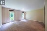 68 ROYAL OAK Drive, Brantford, Ontario, N3R7P5 (ID 40853462)