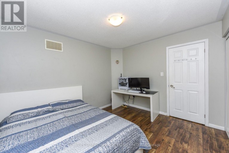 8 MIRACLE TRAIL N, Brampton (Northwest Brampton), Ontario, L7A0Y3