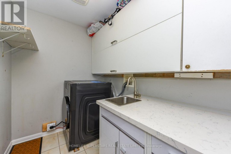 8 MIRACLE TRAIL N, Brampton (Northwest Brampton), Ontario, L7A0Y3