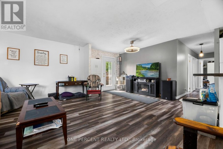 10 MAGNOLIA STREET, Highlands East (Bicroft Ward), Ontario, K0L1M0