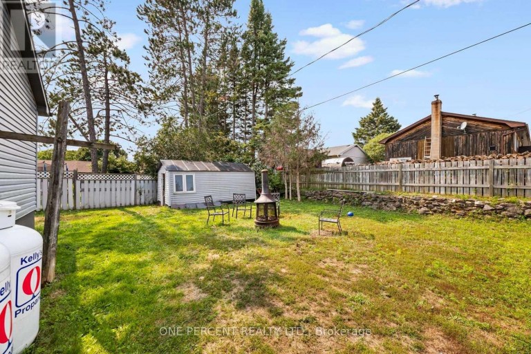 10 MAGNOLIA STREET, Highlands East (Bicroft Ward), Ontario, K0L1M0