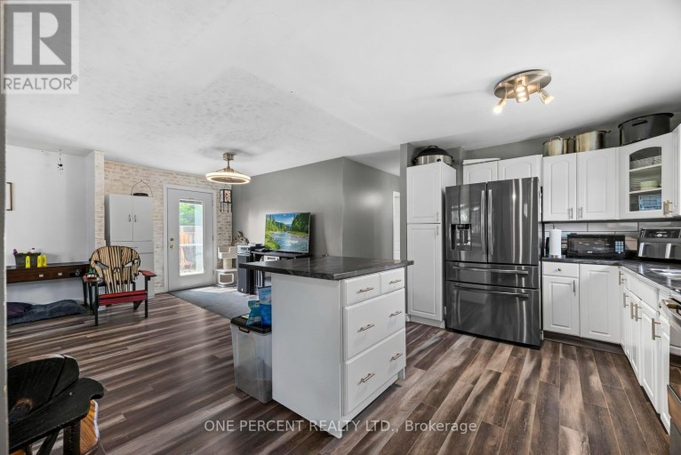 10 MAGNOLIA STREET, Highlands East (Bicroft Ward), Ontario, K0L1M0