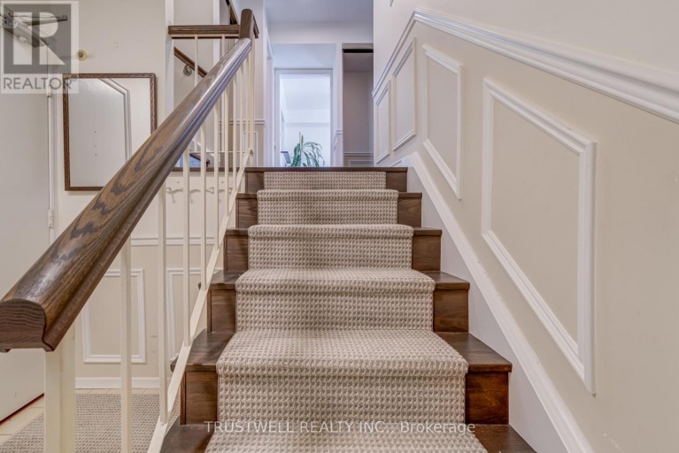 A39 - 300 MILL ROAD, Toronto (Markland Wood), Ontario, M9C4W7