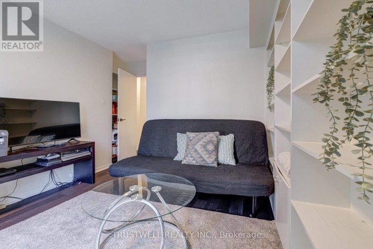 A39 - 300 MILL ROAD, Toronto (Markland Wood), Ontario, M9C4W7