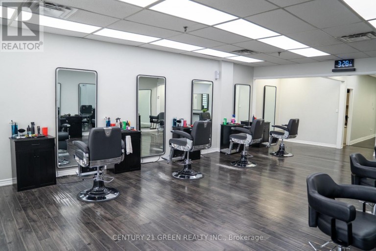 8 - 2565 STEELES AVENUE E, Brampton (Steeles Industrial), Ontario, L6T4L6