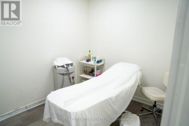 8 - 2565 STEELES AVENUE E Brampton (Steeles Industrial) Ontario photo 26