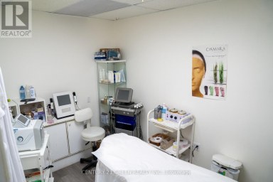 8 - 2565 STEELES AVENUE E Brampton (Steeles Industrial) Ontario photo 28