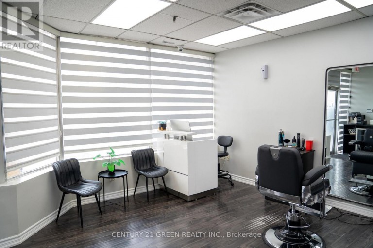 8 - 2565 STEELES AVENUE E, Brampton (Steeles Industrial), Ontario, L6T4L6