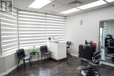 8 - 2565 STEELES AVENUE E Brampton (Steeles Industrial) Ontario photo 3
