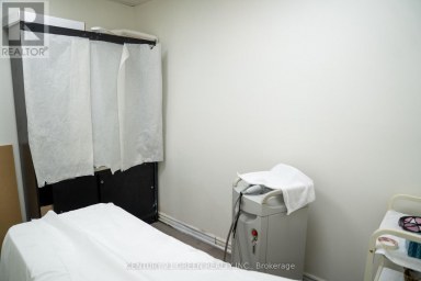8 - 2565 STEELES AVENUE E Brampton (Steeles Industrial) Ontario photo 31