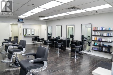 8 - 2565 STEELES AVENUE E Brampton (Steeles Industrial) Ontario photo 4