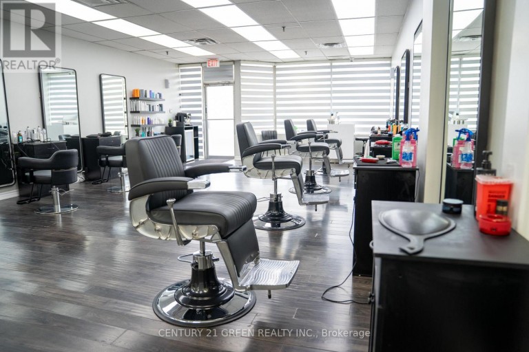 8 - 2565 STEELES AVENUE E, Brampton (Steeles Industrial), Ontario, L6T4L6