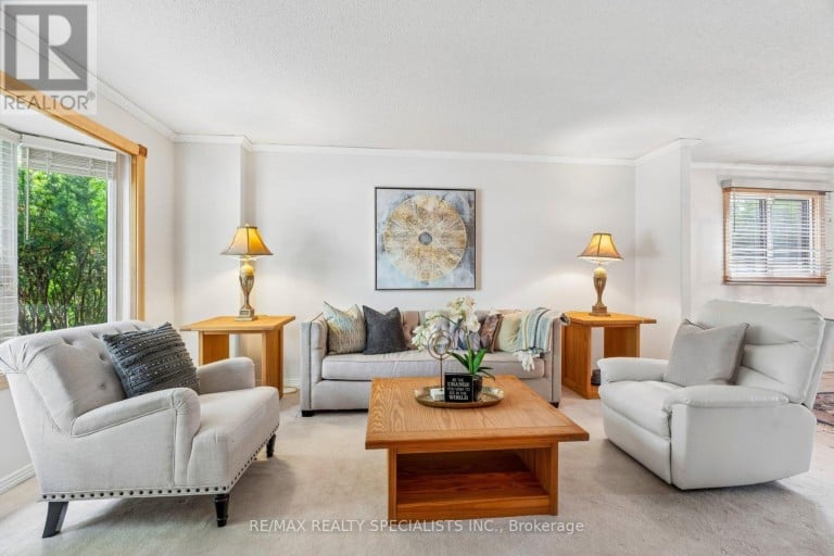 46 LINKDALE ROAD, Brampton (Brampton North), Ontario, L6V2Y6