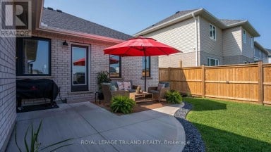 138 RENAISSANCE DRIVE St. Thomas Ontario photo 32