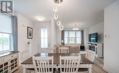 30 SAMANTHA LANE Midland Ontario photo 1
