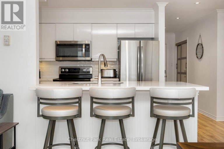 679 JOHNSTON PARK AVENUE, Collingwood, Ontario, L9Y5C7