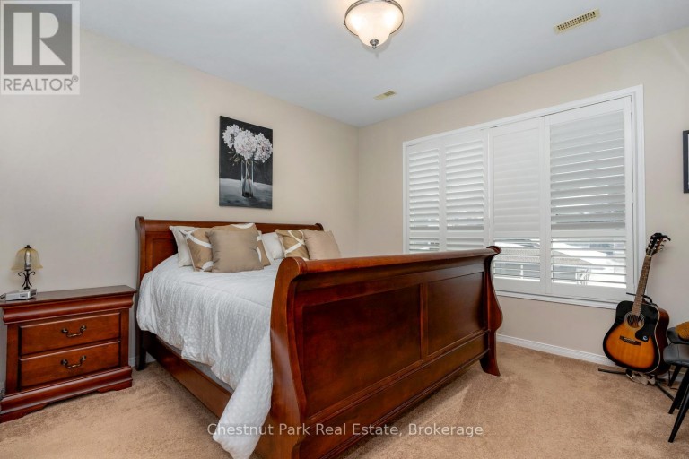 679 JOHNSTON PARK AVENUE, Collingwood, Ontario, L9Y5C7