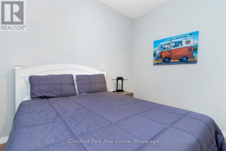 679 JOHNSTON PARK AVENUE, Collingwood, Ontario, L9Y5C7