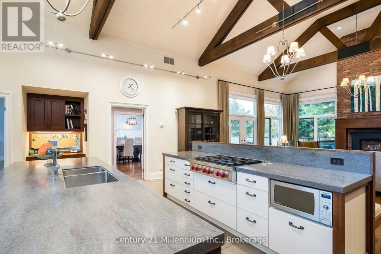 160 GRAND CYPRESS LANE, Blue Mountains, Ontario, L9Y0K8