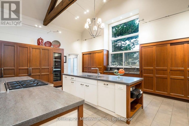 160 GRAND CYPRESS LANE, Blue Mountains, Ontario, L9Y0K8