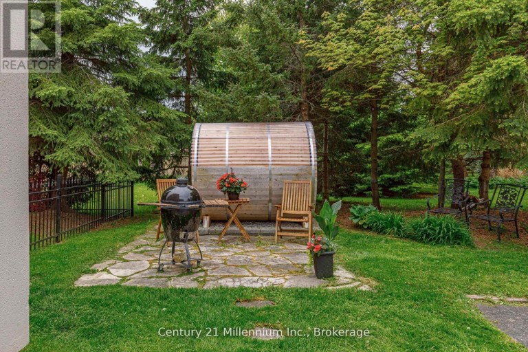 160 GRAND CYPRESS LANE, Blue Mountains, Ontario, L9Y0K8