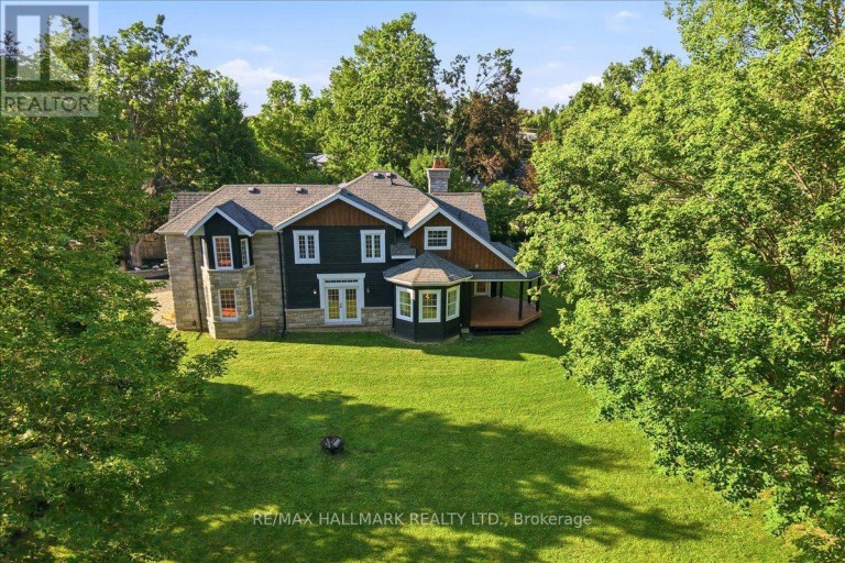 105 DUCKWORTH STREET, Barrie (Codrington), Ontario, L4M3V9