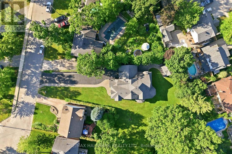 105 DUCKWORTH STREET, Barrie (Codrington), Ontario, L4M3V9