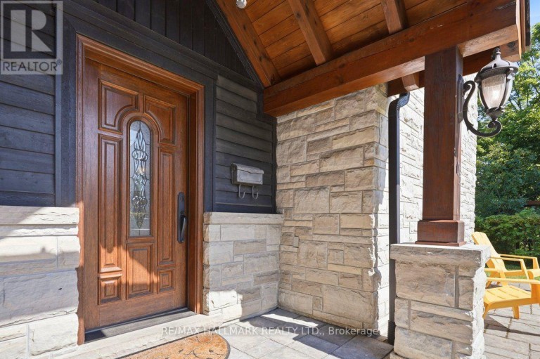 105 DUCKWORTH STREET, Barrie (Codrington), Ontario, L4M3V9
