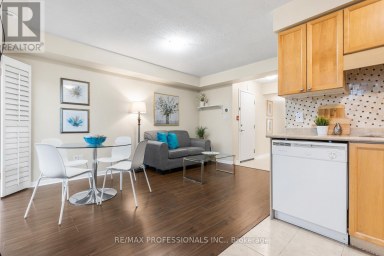 5 - 3025 ELMCREEK ROAD Mississauga (Cooksville) Ontario photo 4