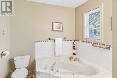 217 DOMINION DRIVE Clearview (Stayner) Ontario photo 22