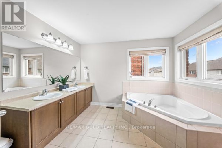 10 ROUGEBANK AVENUE, Caledon, Ontario, L7C3V1