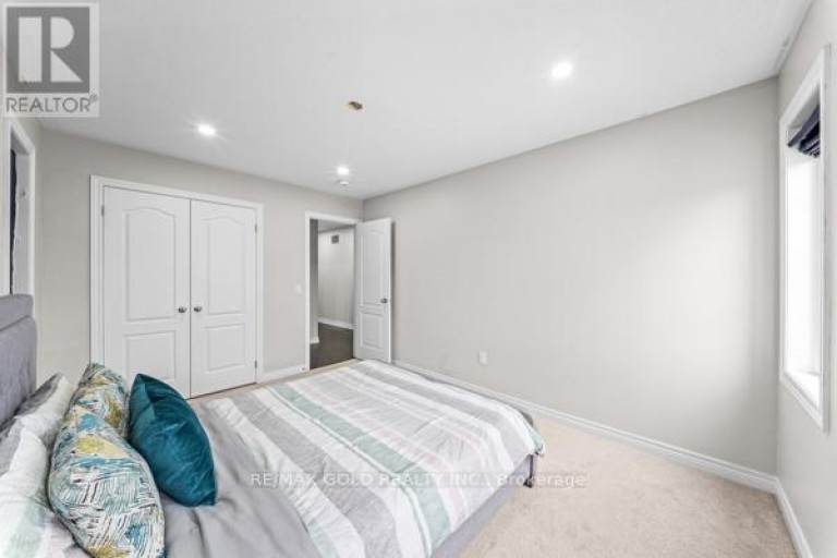 10 ROUGEBANK AVENUE, Caledon, Ontario, L7C3V1