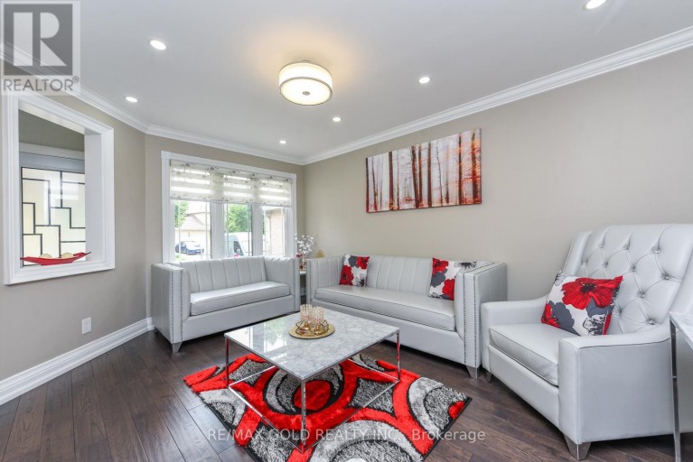 72 RAINFOREST DRIVE, Brampton (Sandringham-Wellington), Ontario, L6R1B1
