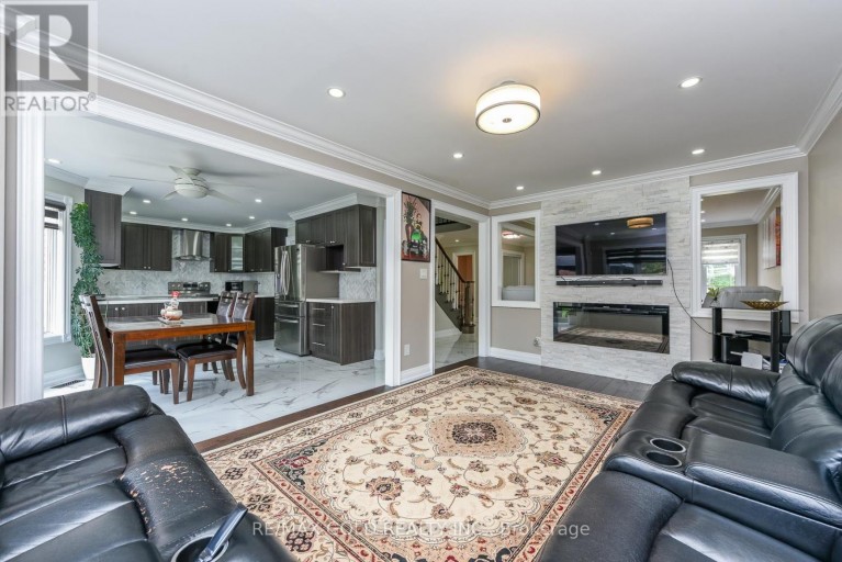 72 RAINFOREST DRIVE, Brampton (Sandringham-Wellington), Ontario, L6R1B1