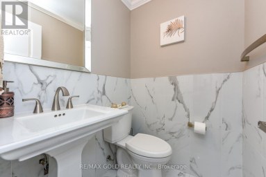 72 RAINFOREST DRIVE Brampton (Sandringham-Wellington) Ontario photo 37