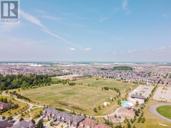 72 RAINFOREST DRIVE Brampton (Sandringham-Wellington) Ontario photo 49