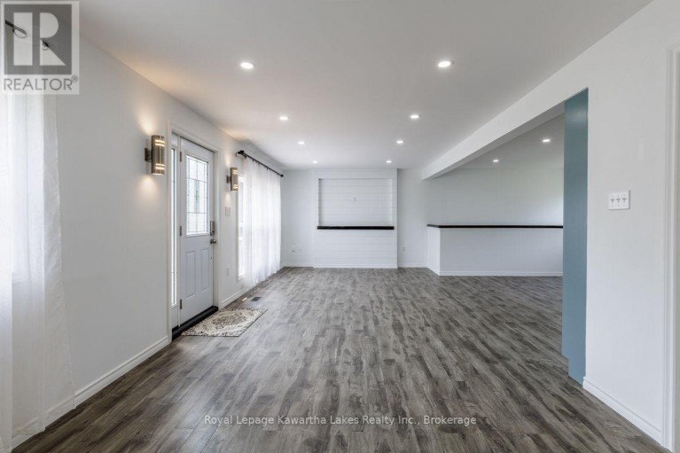 112 MURRAY STREET, Kawartha Lakes (Fenelon Falls), Ontario, K0M1N0