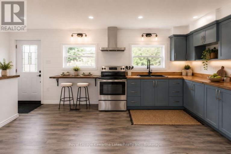112 MURRAY STREET, Kawartha Lakes (Fenelon Falls), Ontario, K0M1N0